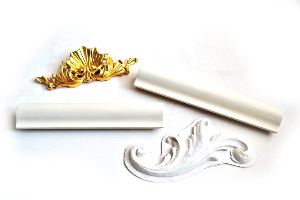 Štukové ornamenty a zlacená řezba – práce žáků